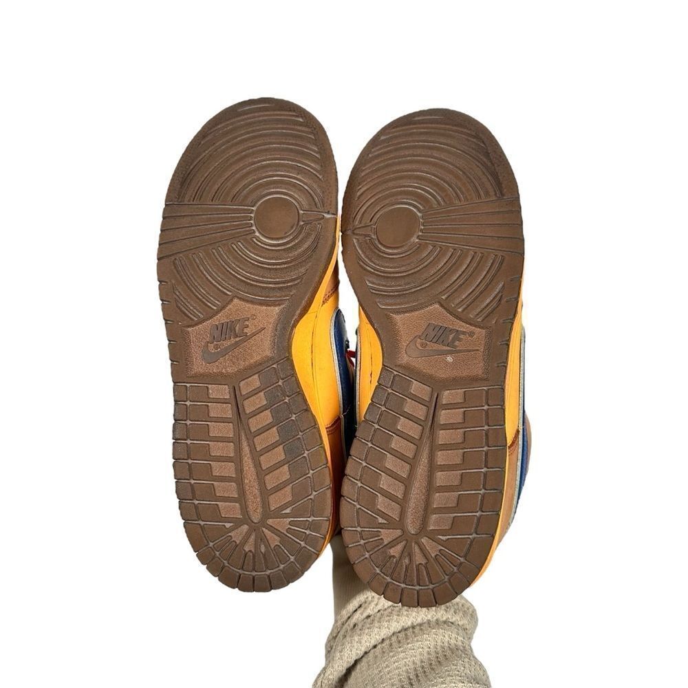 Nike SB Dunk Low Newcastle Brown Ale Size 10.5 - Picture 9 of 10
